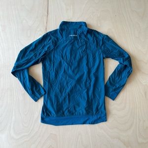 Patagonia AirShed lightweight pullover jacket
